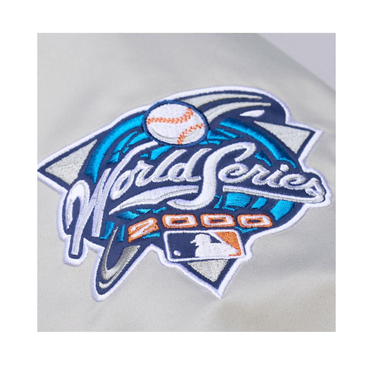 Men's Gray New York Yankees Thunderstorm Head Coach Lightweight Satin Full-Snap Jacket