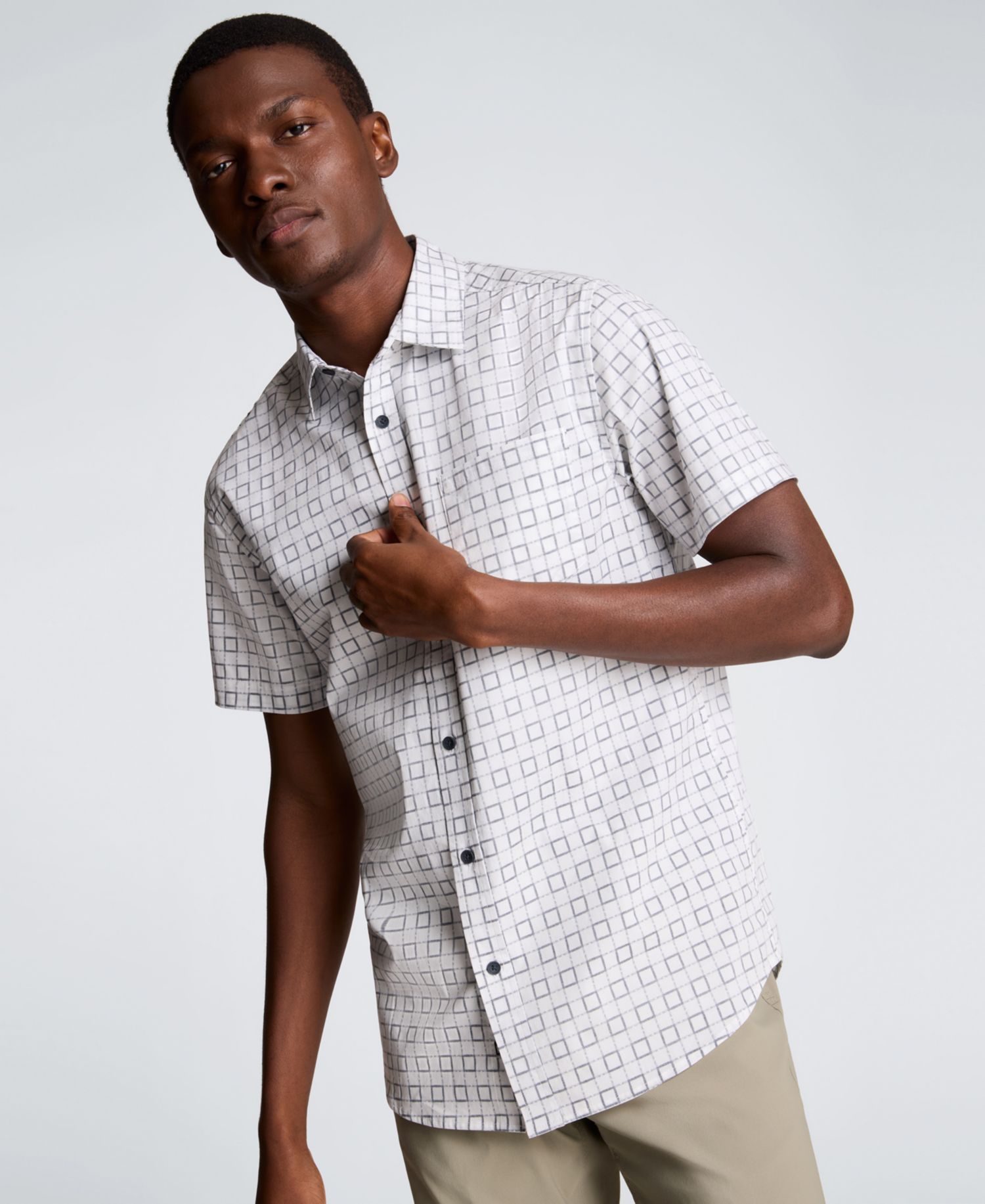 Men's Short-Sleeve Slim-Fit Shirt