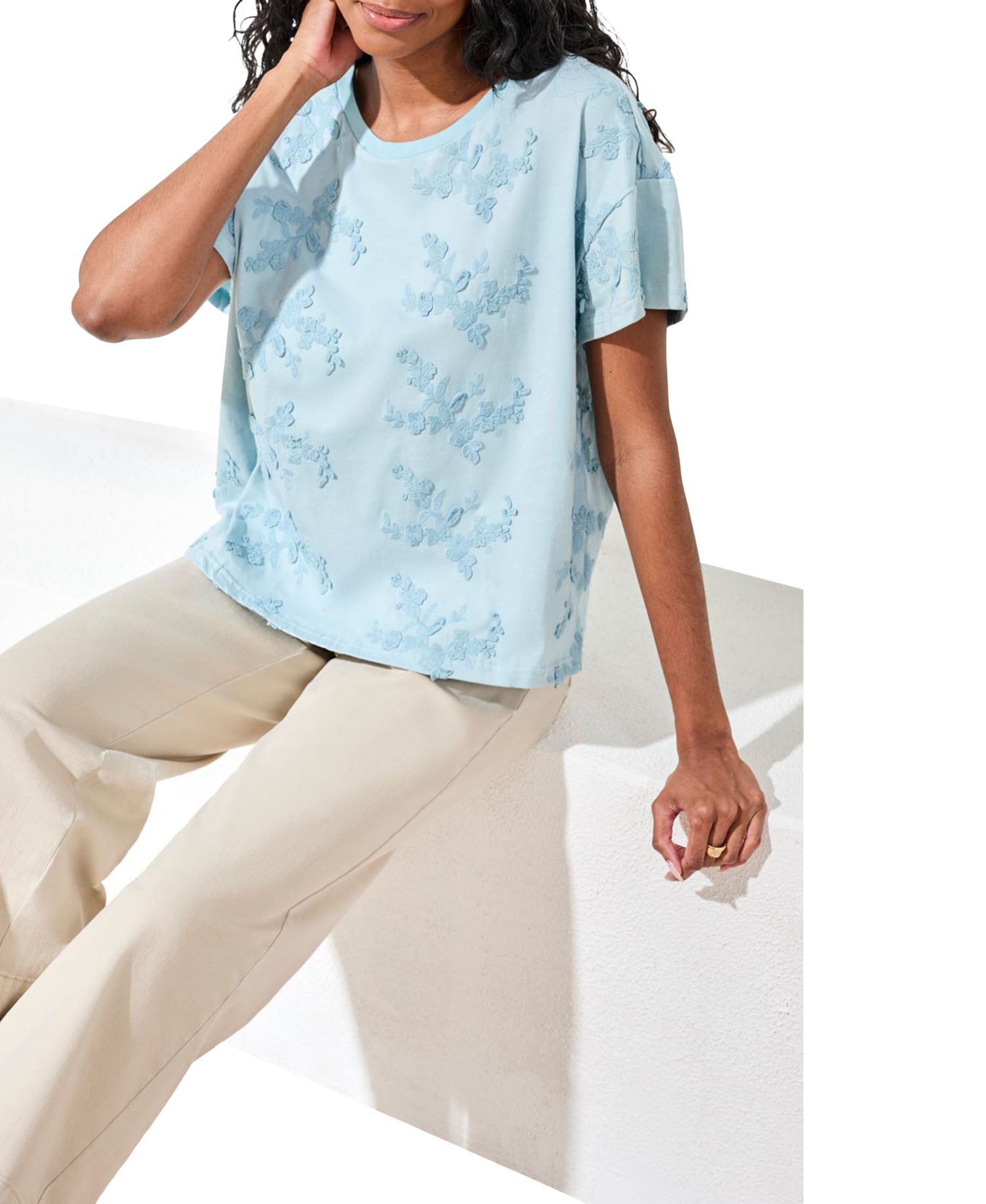 Women's Embroidered Knit Short-Sleeve Crew Top