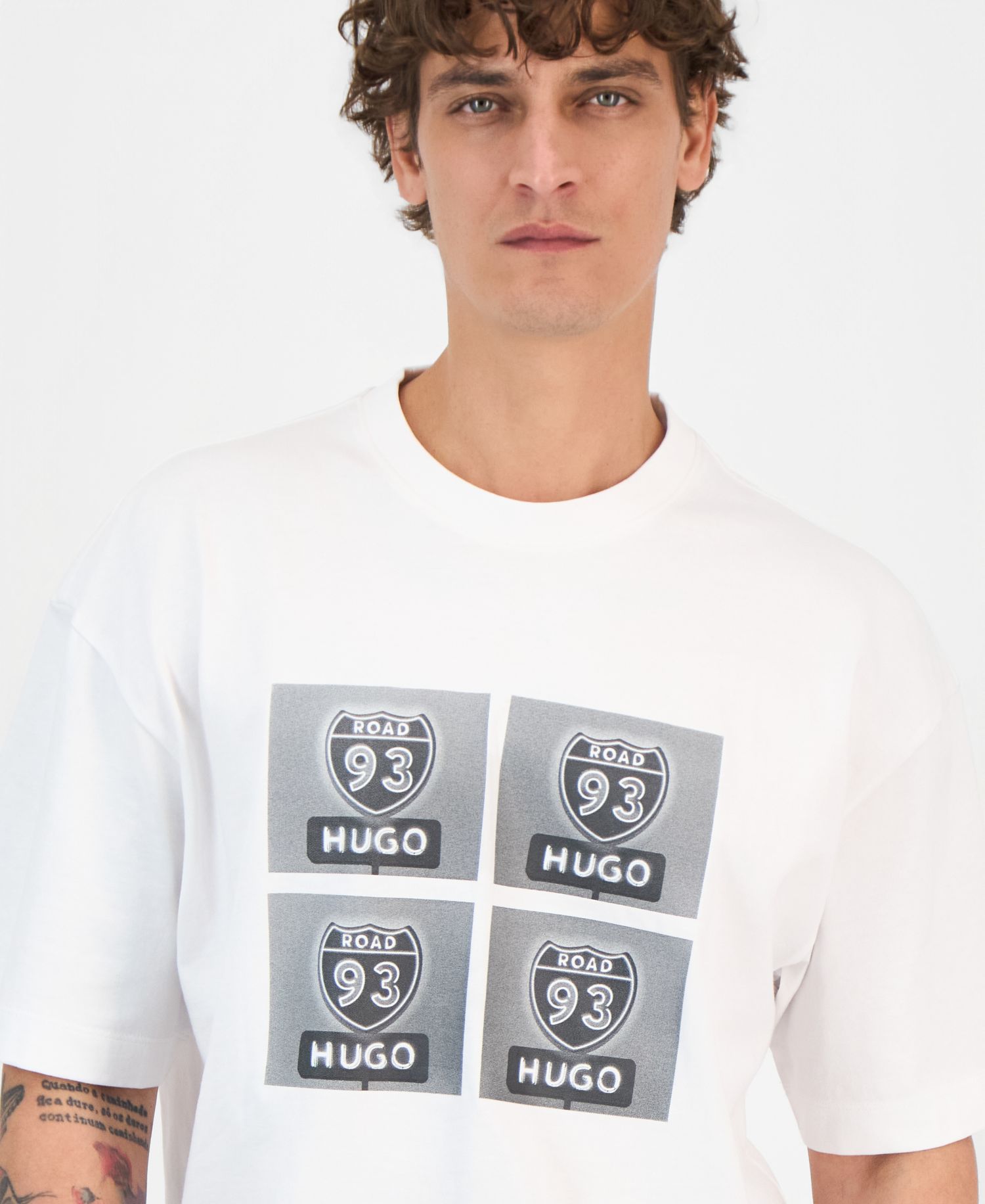 Men's Draxon Cotton Logo-Graphic T-Shirt