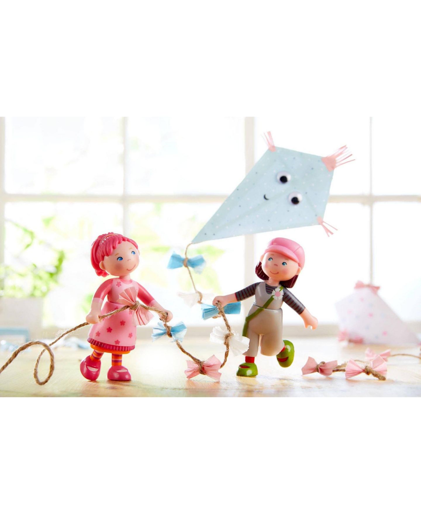 Подвижная мини-кукла Haba Little Friends Lilli, 4", от 3 лет, цвет: Розовый — фото 8