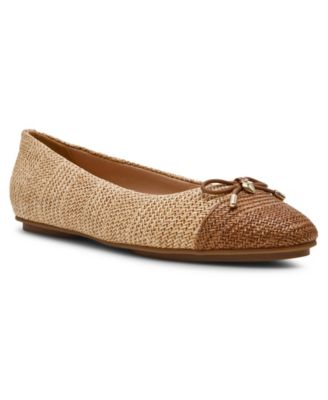 Women's Luci Cap Toe Ballet Flats