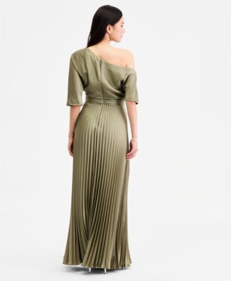 macy's olive green dress Pinkblush Maternity Ruched Sweetheart Neck Tiered Midi at Vancouver Mall in Vancouver, WA Hidden Right Side Zipper Details Long Green Dress - Macy's