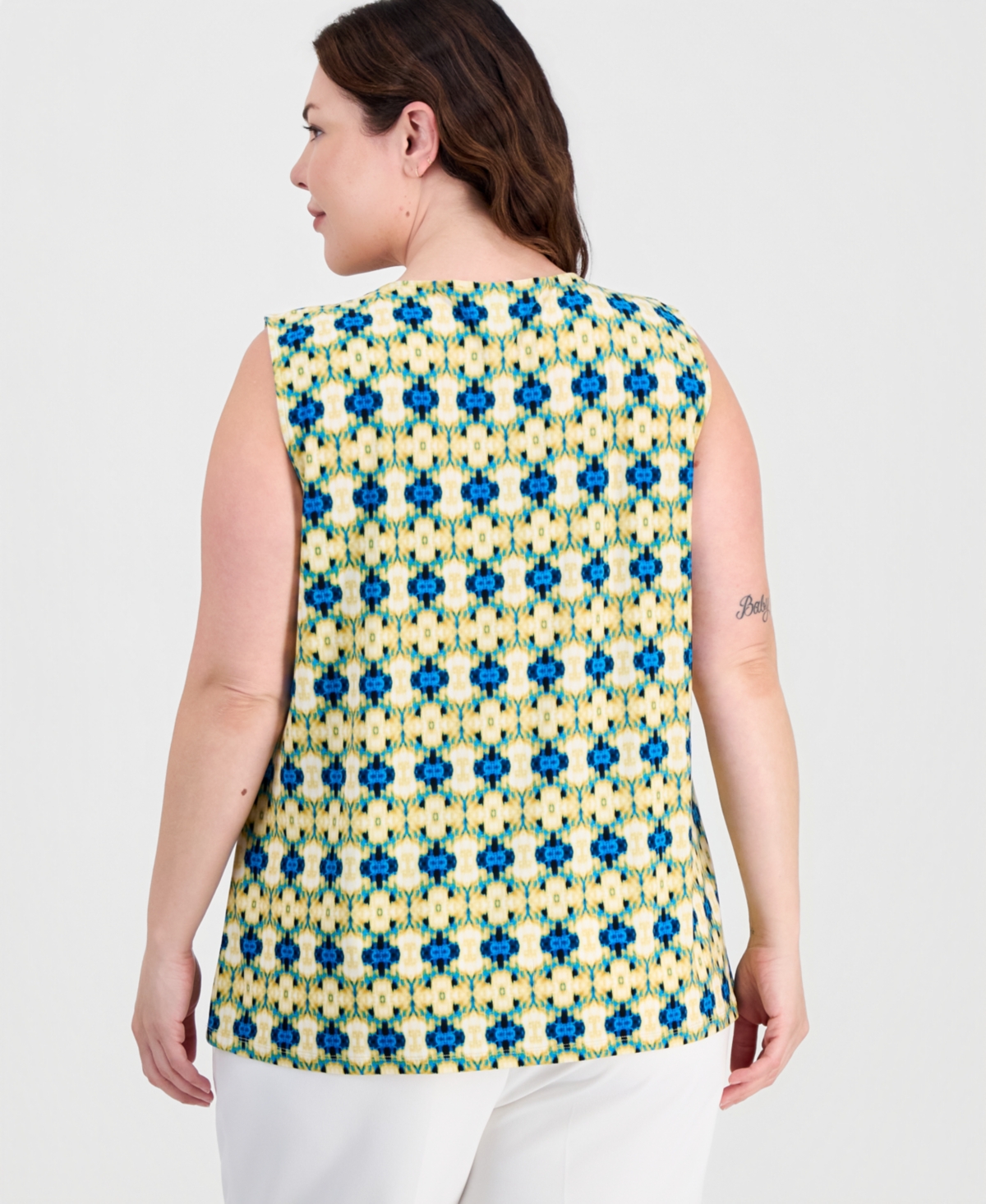 Kasper Plus Keyhole-Cutout Pleated-Neck Top