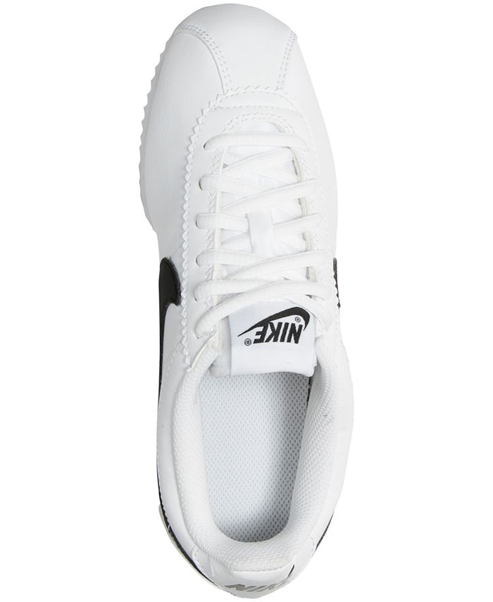 grade school nike boots