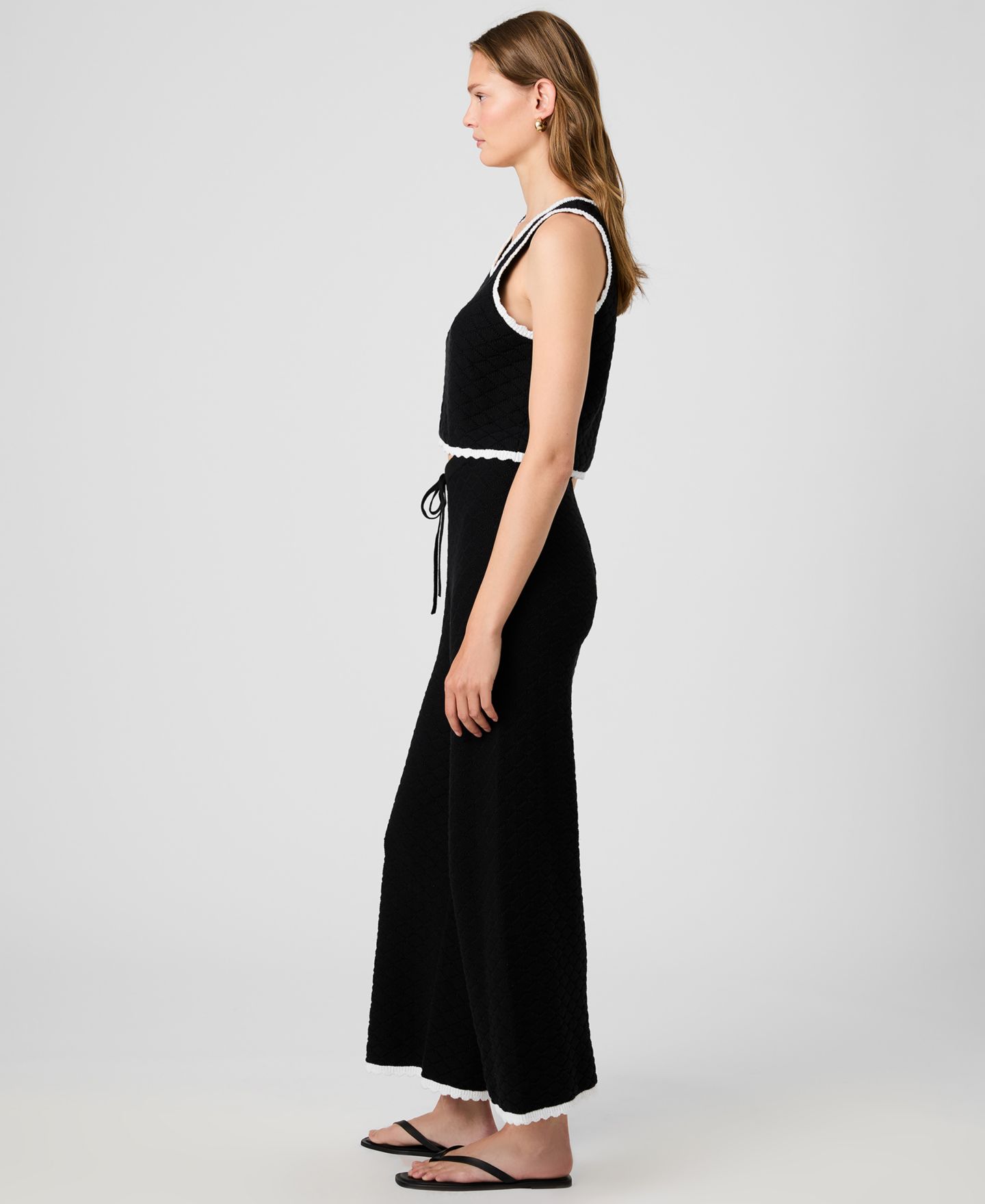Женский топ French Connection Sleeveless Scoop Neck Cotton, цвет: Чёрный — фото 3