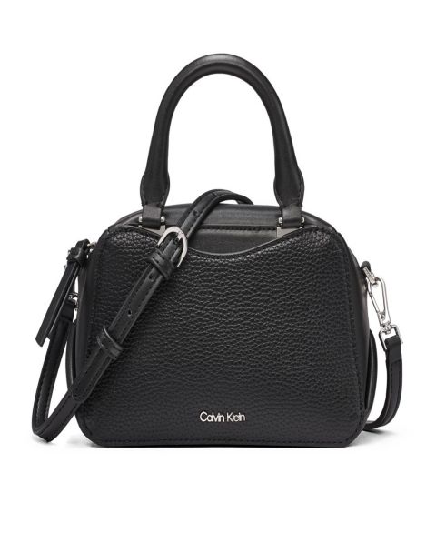 Женская сумка Calvin Klein Akari Medium Crossbody Handbag, цвет: Чёрный / Серебряный