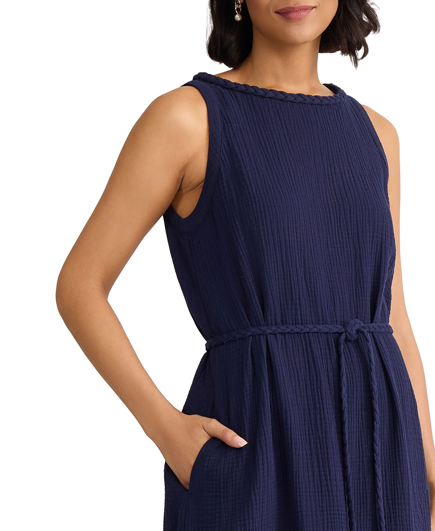 Women's Sleeveless Crinkle Belted Midi Dress