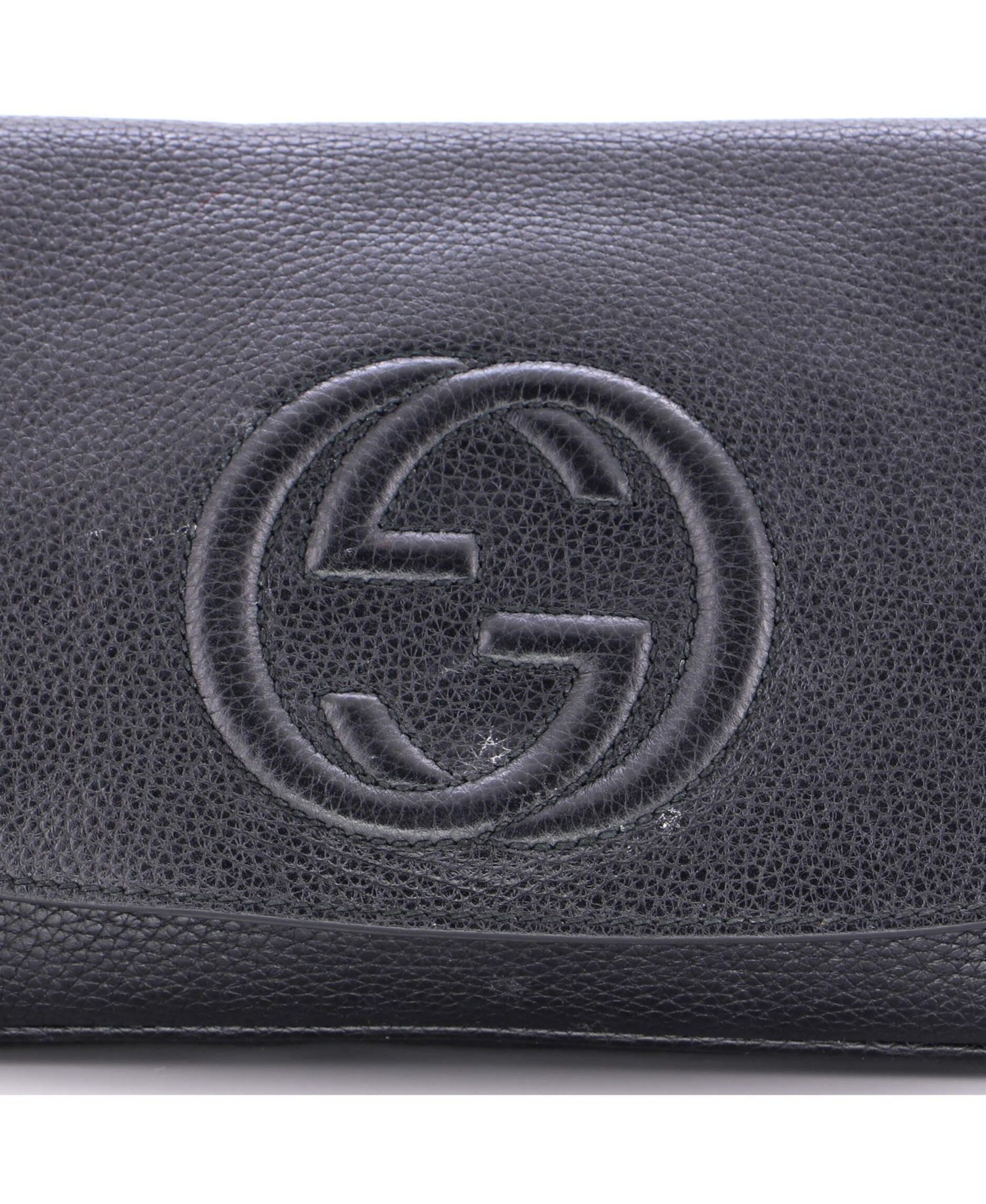 Medium Soho Chain Crossbody Bag Leather