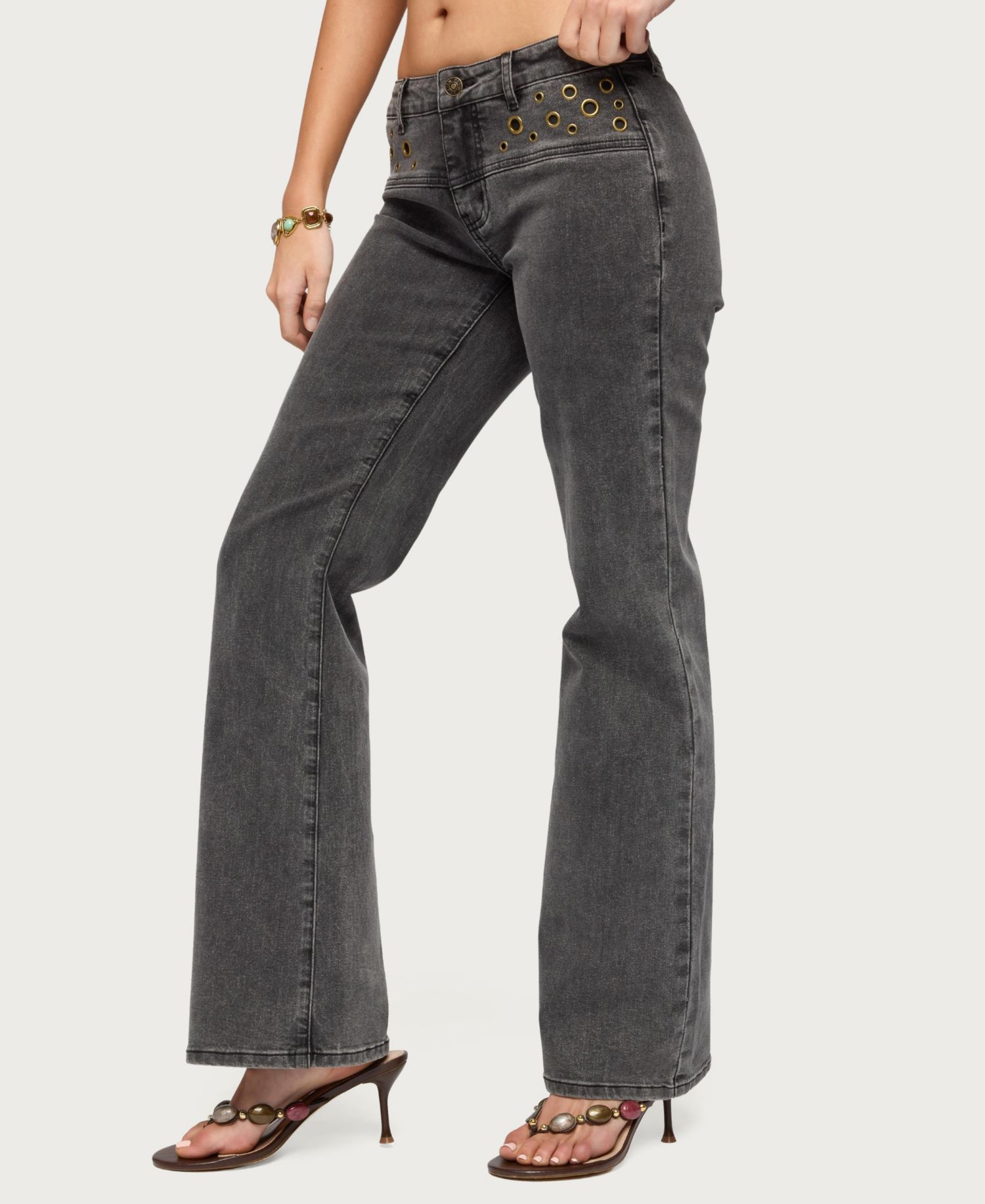 Women's Grommet Mid Rise Straight Leg Jeans