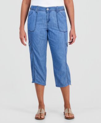 Women's Mid-Rise Cargo Capri Pants