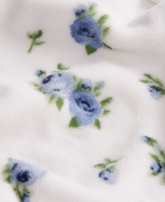 Fashion Forward Oversized Plush Throw, 60" x 90"