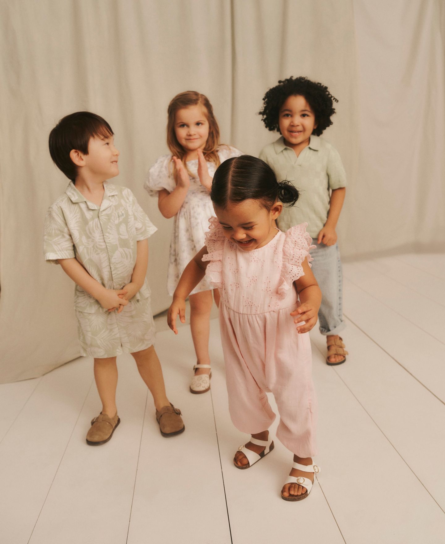 Джинсы abercrombie kids Baggy Fit Jeans для мальчиков-малышей, цвет: Синий — фото 9