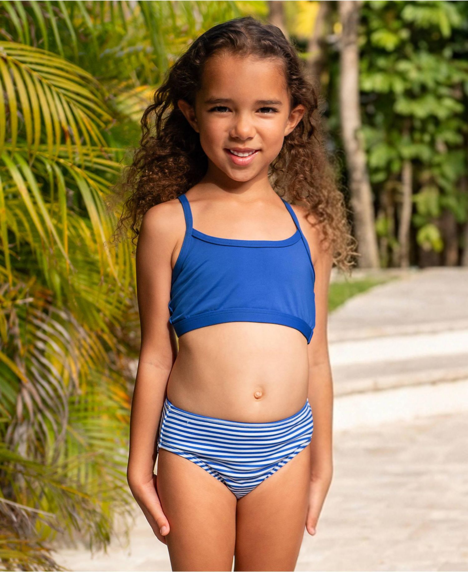 Girls Chlorine Resistant Short Sleeve Rash Guard 3 Piece Swimsuit Set
