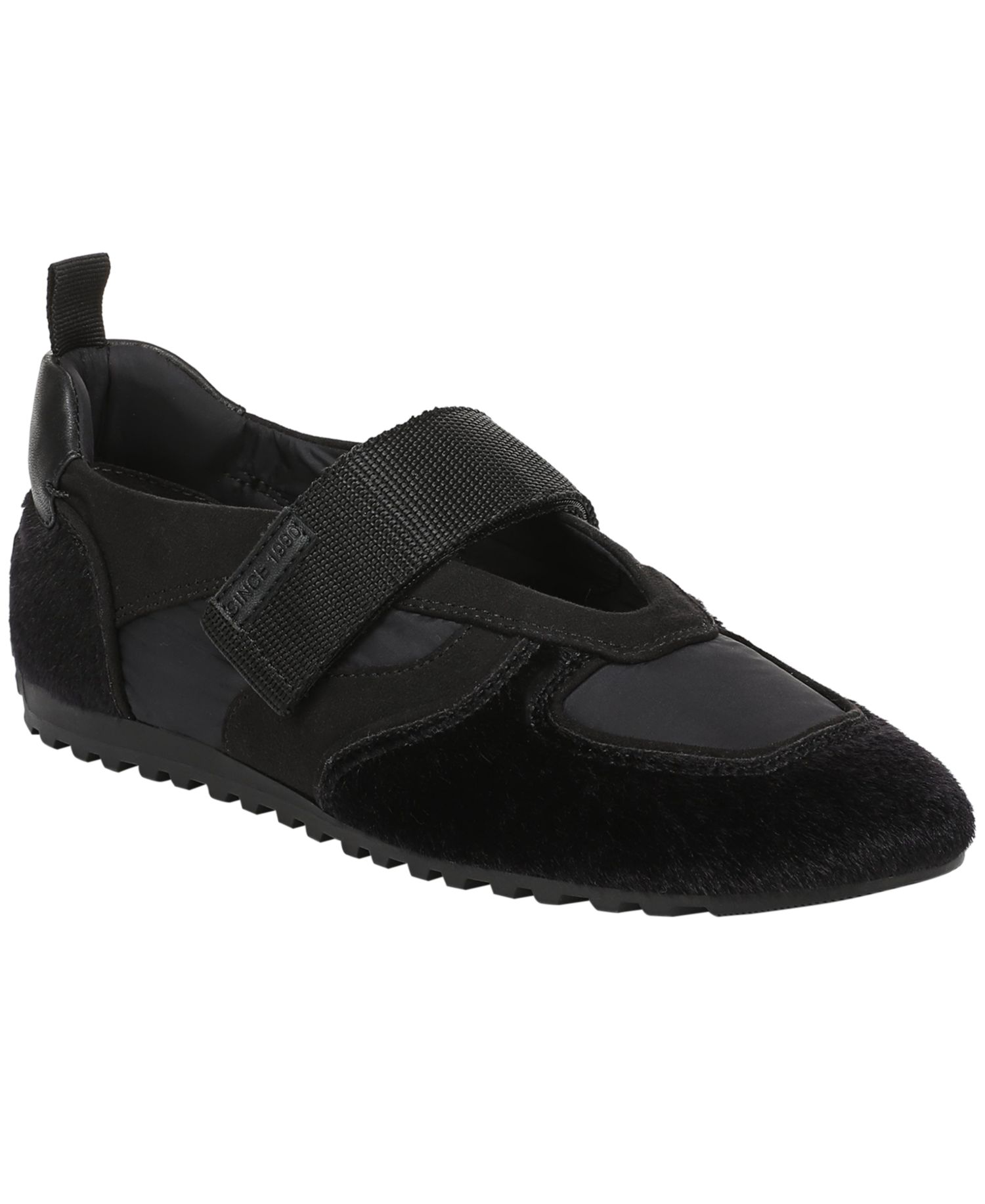 Women's Raina Round Toe Sneakers