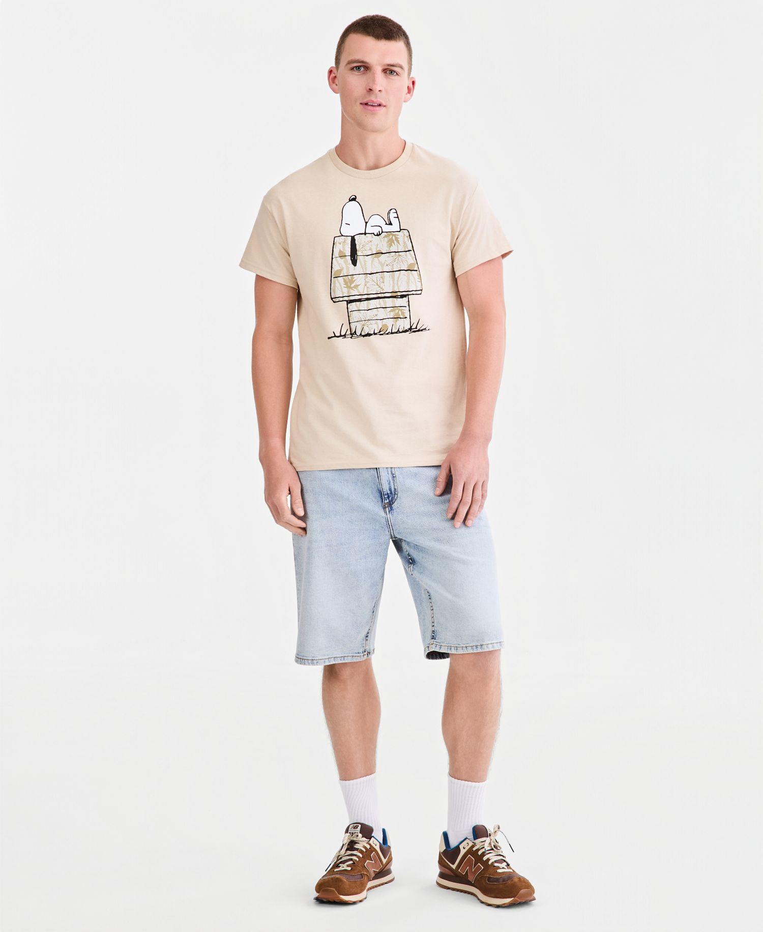 Men's Cotton Snoopy Camo House Graphic T-Shirt