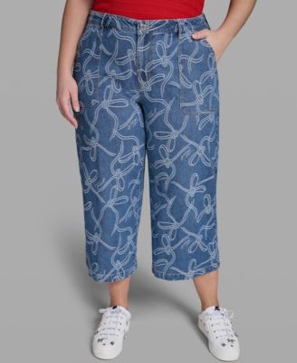 Plus Size Mid-Rise Bow-Jacquard Cropped Jeans