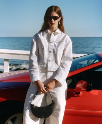 Women's Spread Collar Long-Sleeve Trucker Denim Jacket