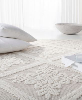 Wyatt LRL6101A Ivory 4' X 6' Area Rug