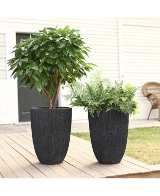 2-Piece Tall Tapered Round Plastic Planters Set