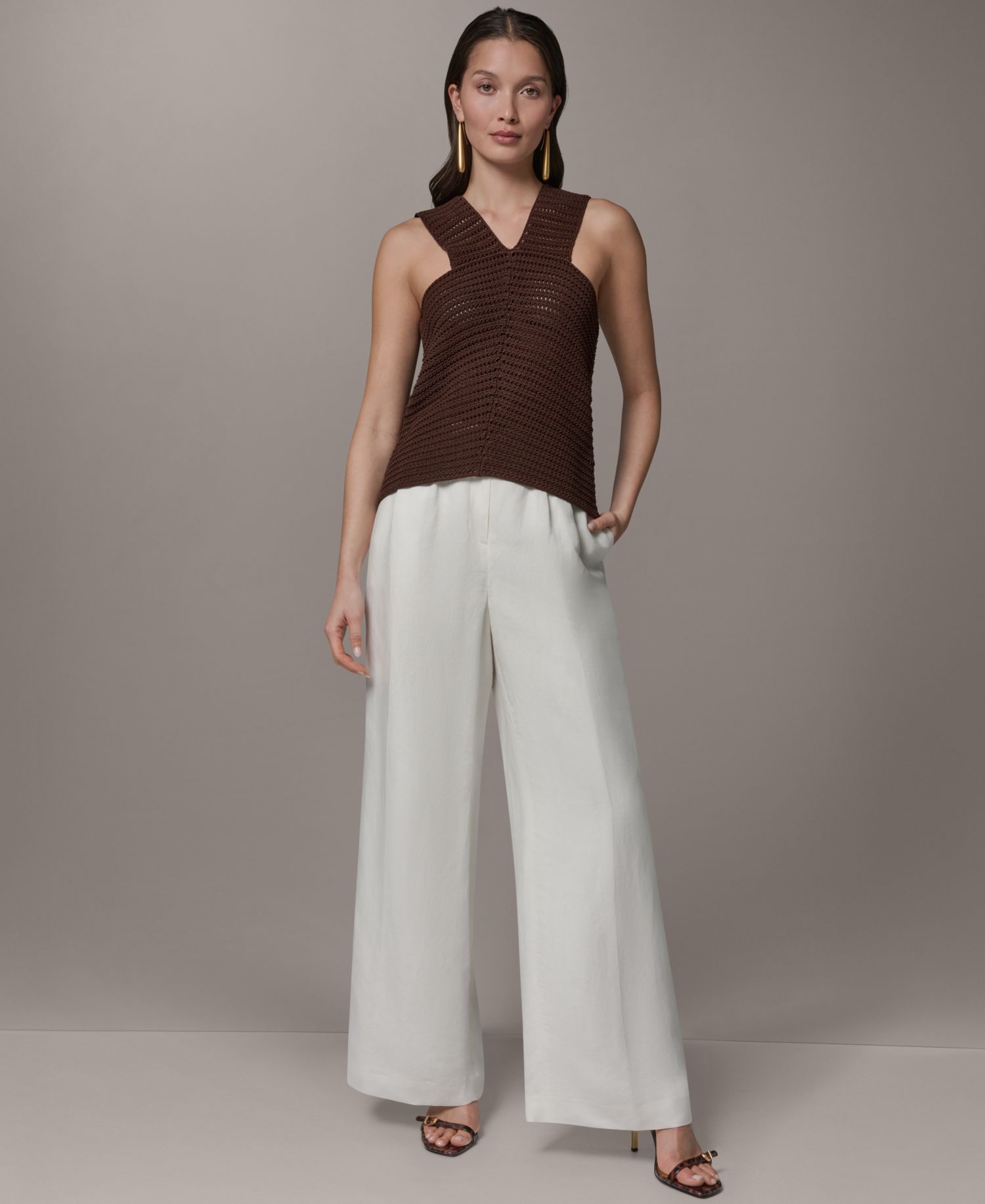 Women's Sleeveless V-Neck Sweater