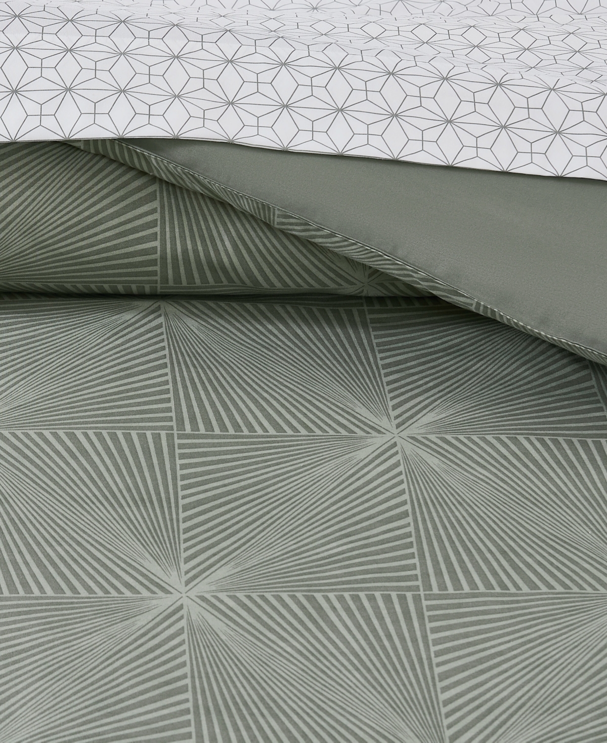 Nine West Elio Bed in a Bag 8-Pc. Comforter Set