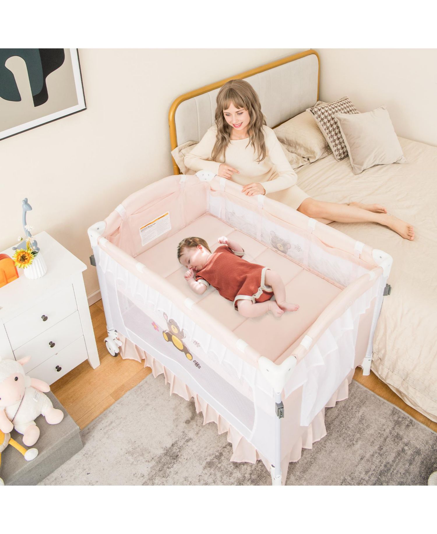 Convertible Baby Bassinet with Changing Table and Mesh Net