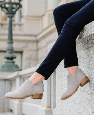 Women's Livvy Side Split Ankle Booties