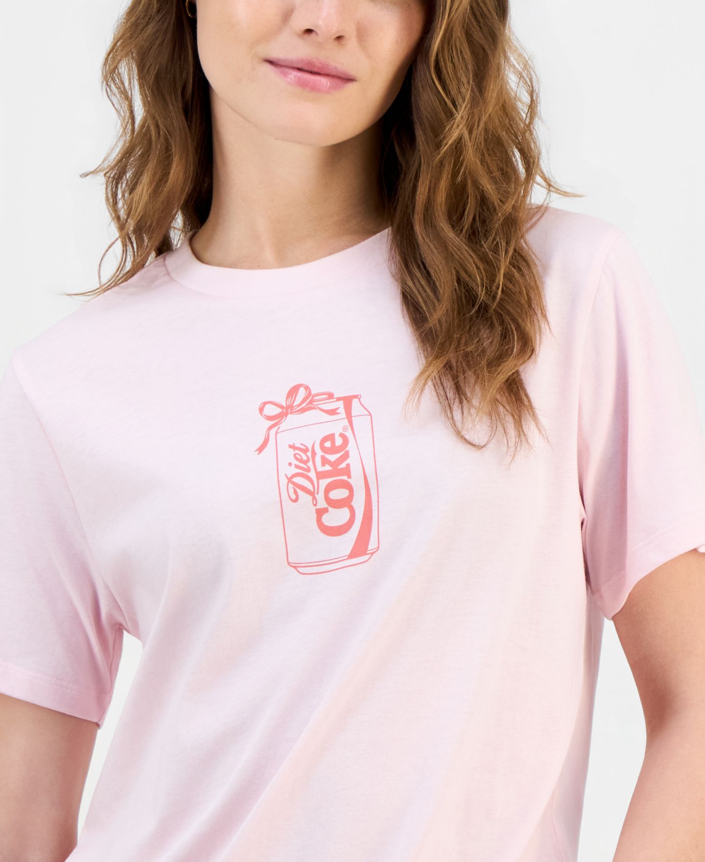 Женская футболка Grayson Threads, The Label Juniors' Diet Coke Bow Graphic-Print, цвет: Ballet Slipper — фото 2
