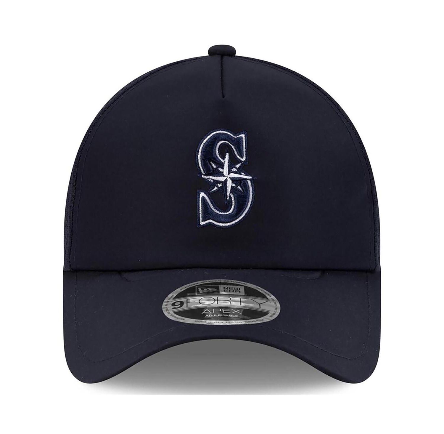 Men's Navy Seattle Mariners 2026 Batting Practice Apex 9FORTY Adjustable Trucker Hat