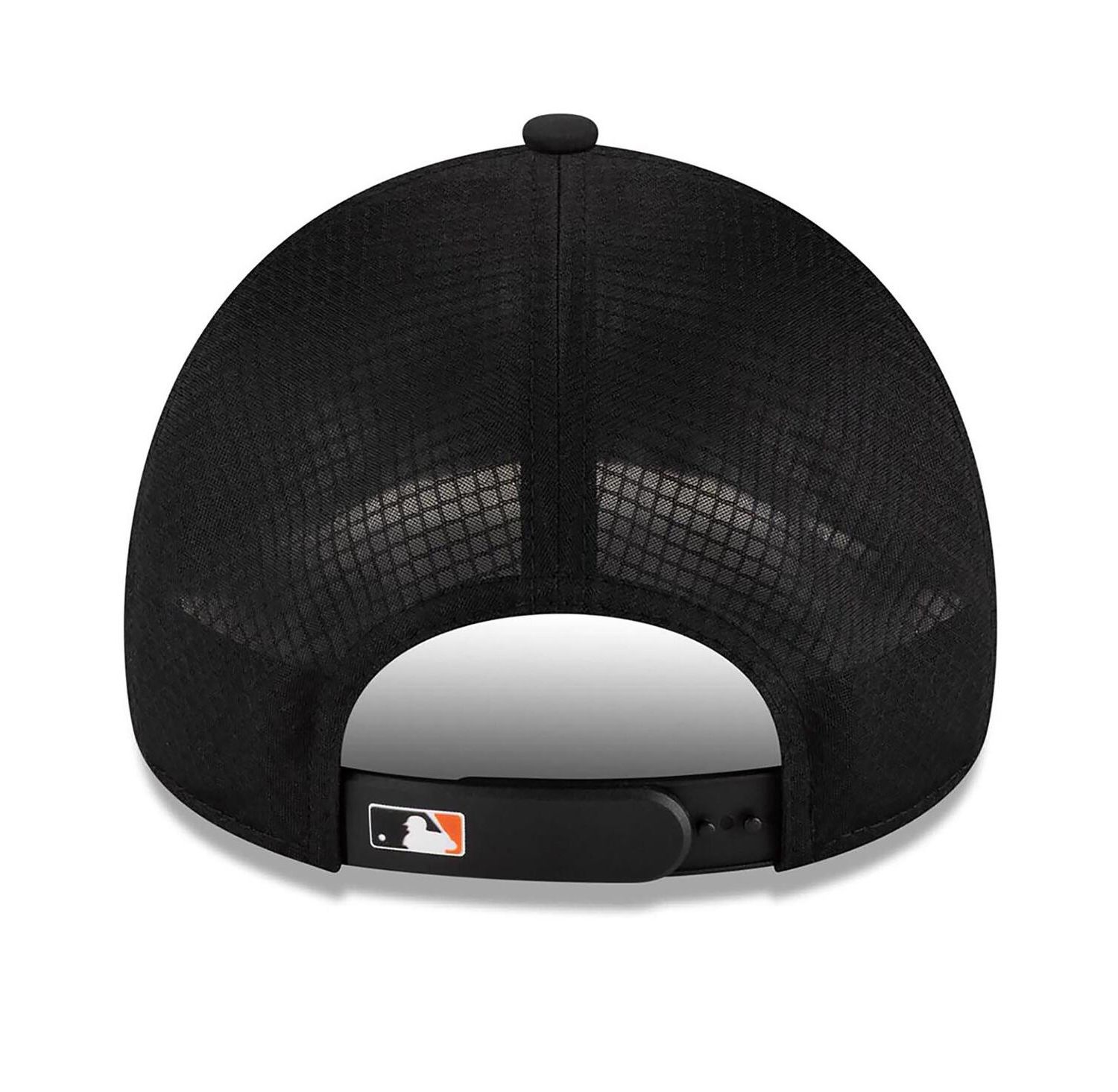 Men's Black Baltimore Orioles 2026 Batting Practice Apex 9FORTY Adjustable Trucker Hat