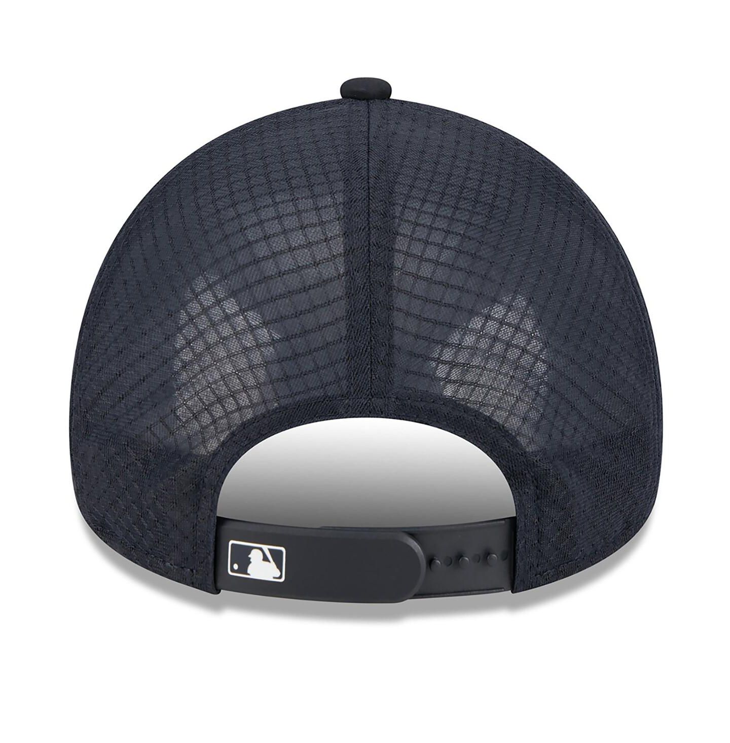 Мужская кепка New Era Navy New York Yankees 2026 Batting Practice Alternate Apex 9FORTY Adjustable Hat — фото 4