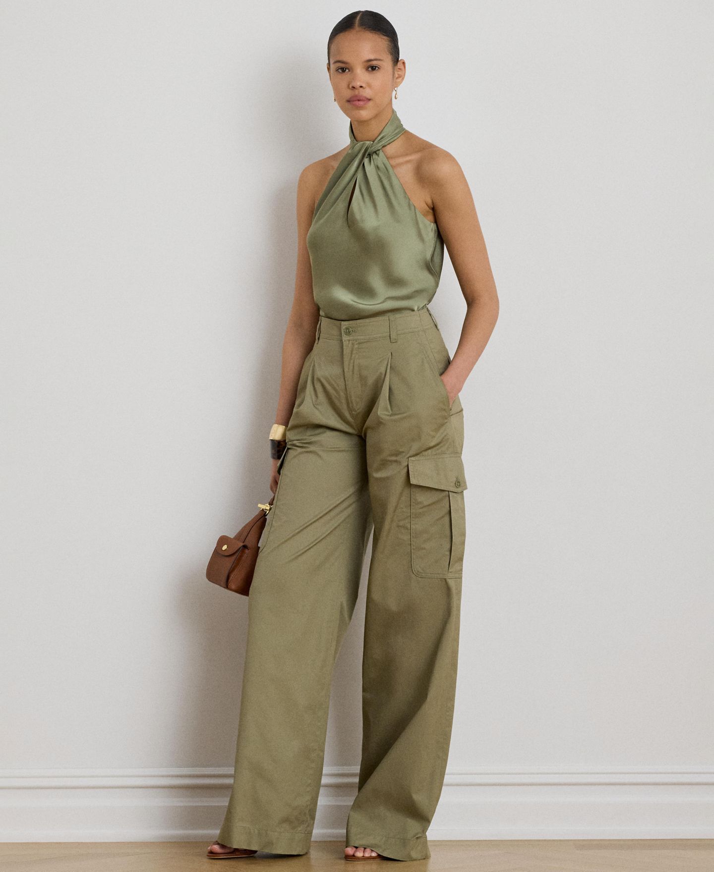 Женские брюки Lauren Ralph Lauren High-Rise Pleated Wide-Leg Cargo, цвет: Light Agave — фото 2