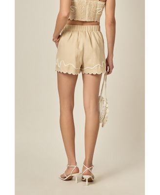 Women's Wavy Embroidered Shorts