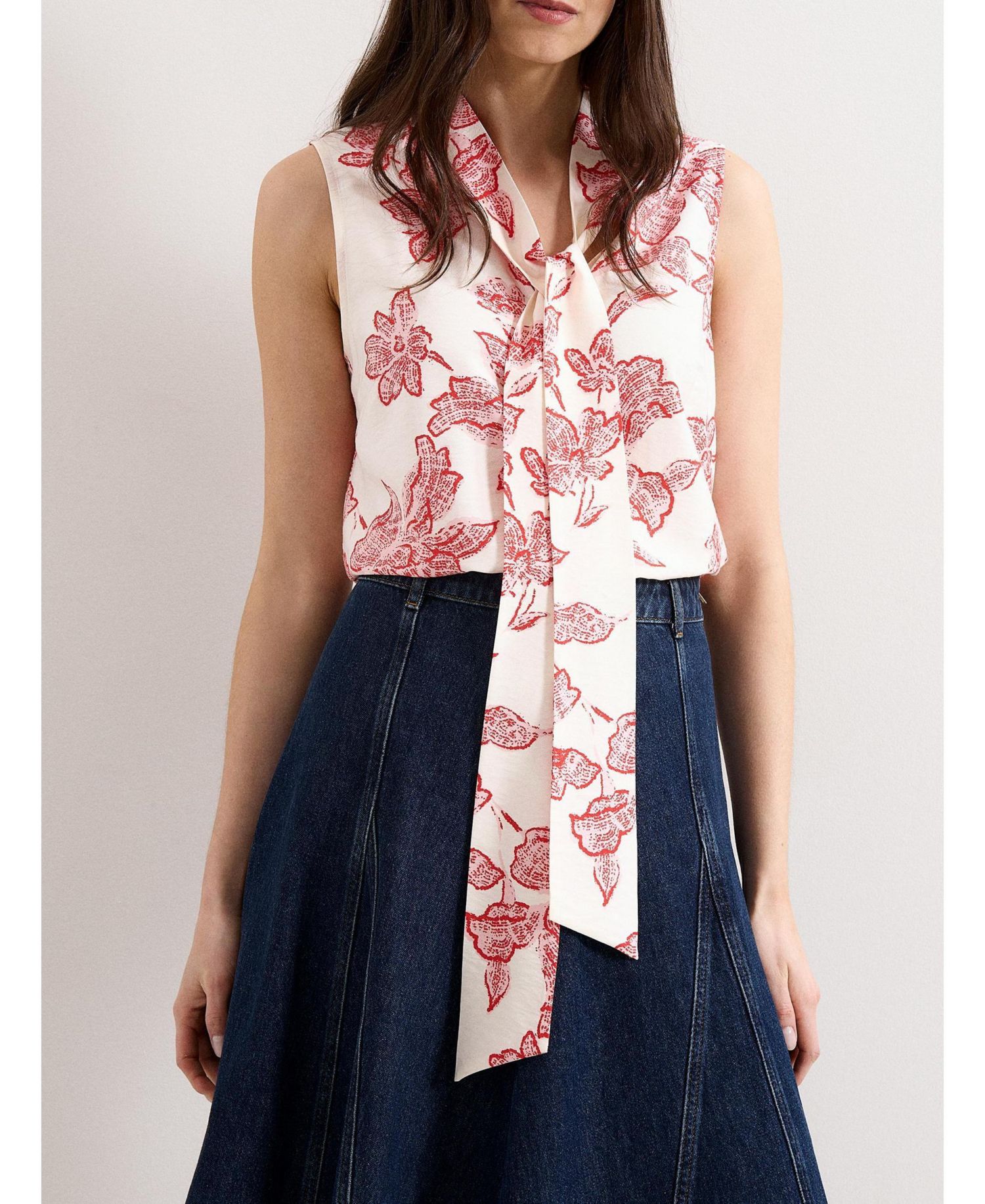 Women's Junie Tie Neck Sleeveless Blouse