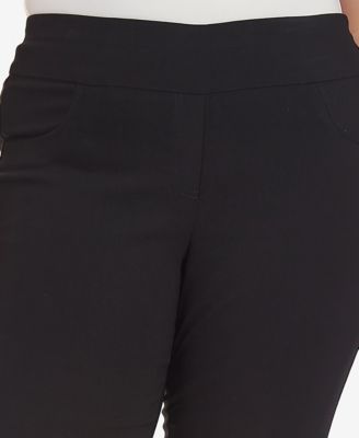Plus Size Solid Color Tech Stretch Skimmer Shorts