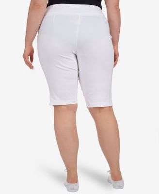 Plus Size Solid Color Tech Stretch Skimmer Shorts