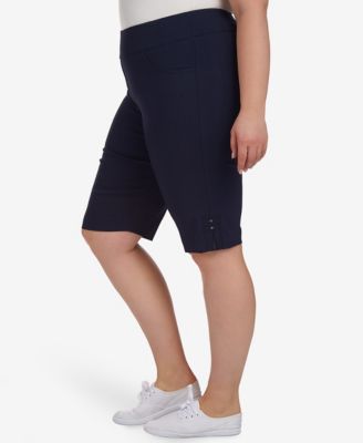 Plus Size Solid Color Tech Stretch Skimmer Shorts