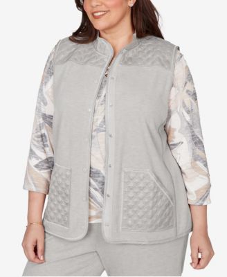 Plus Size Comfort & Joy Quilted Snap Front Vest
