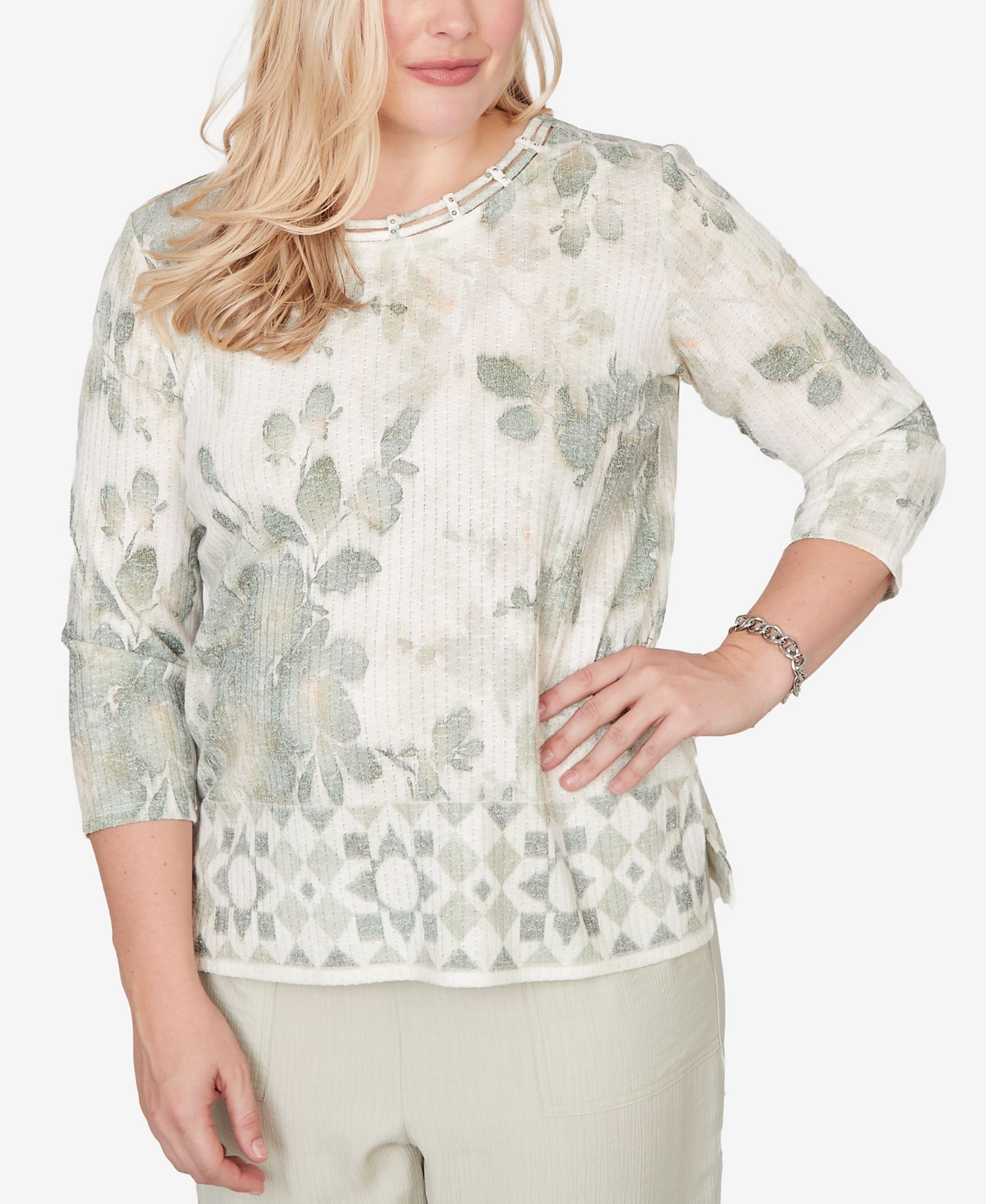 Women's Vintage Charm Floral Tonal Border Embellished Neck Top