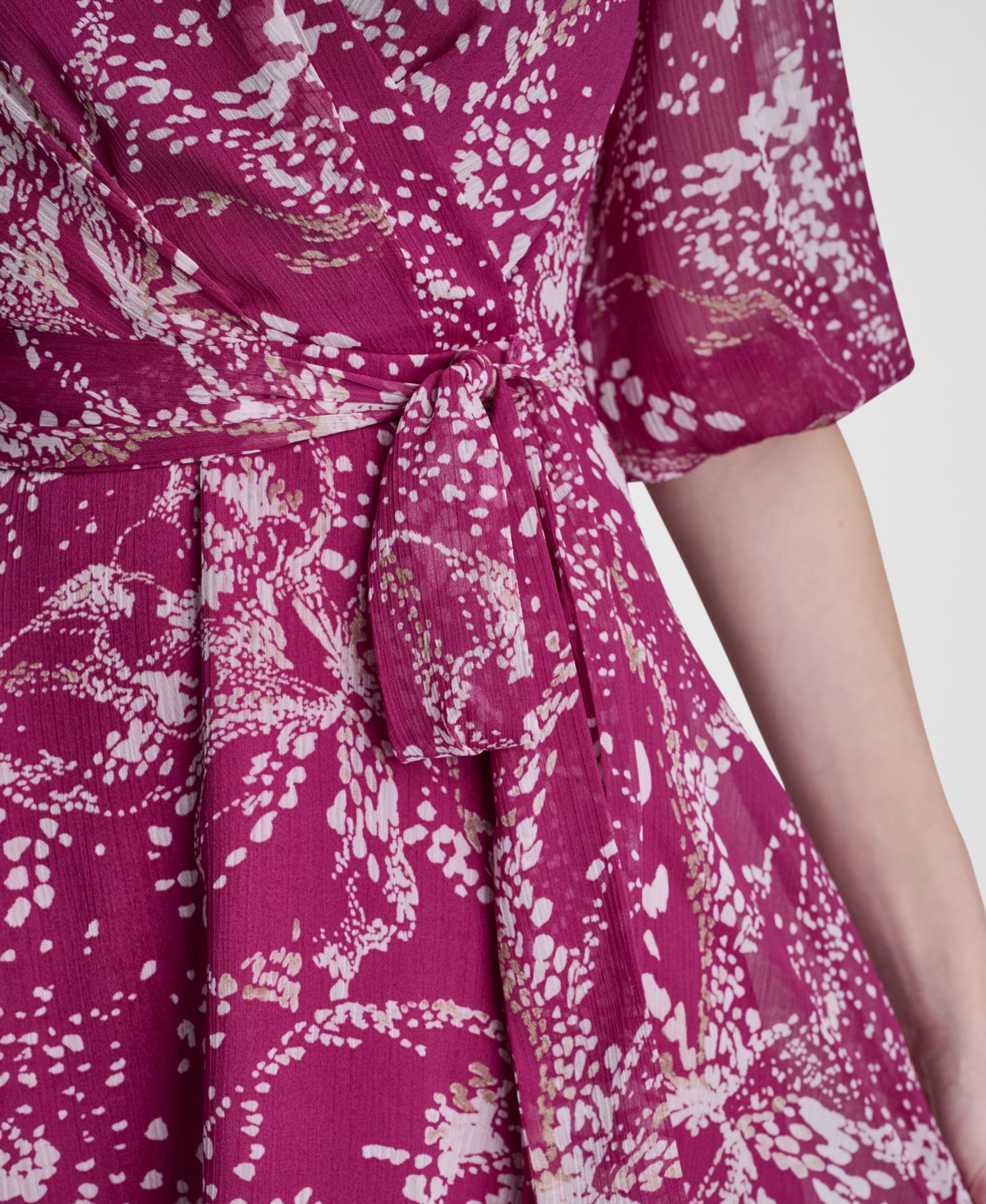 Women's Surplice V-Neck Balloon-Sleeve Dress