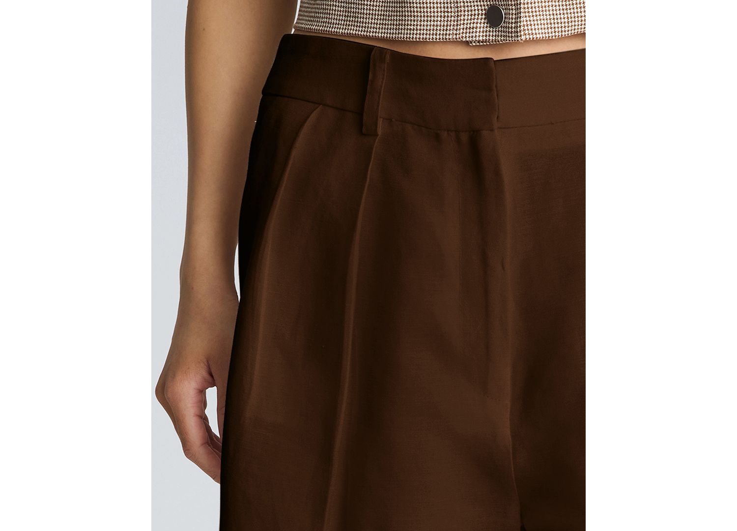 Women's High-Rise Pleated Linen Blend Shorts