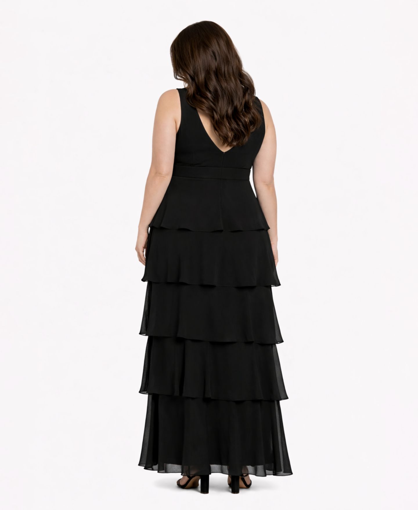 Женское платье R & M Richards Plus Size Sleeveless V-Neck Tired Skirt Front-Slit, цвет: Чёрный — фото 3
