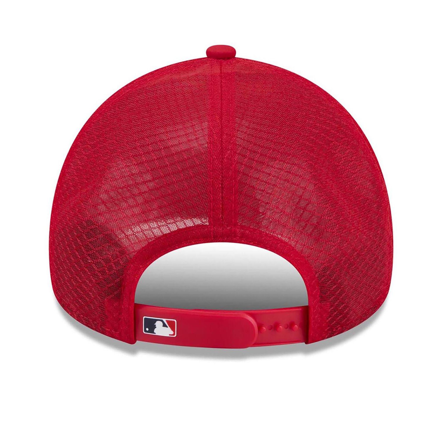 Men's Red Minnesota Twins 2026 Batting Practice Apex 9FORTY Adjustable Trucker Hat
