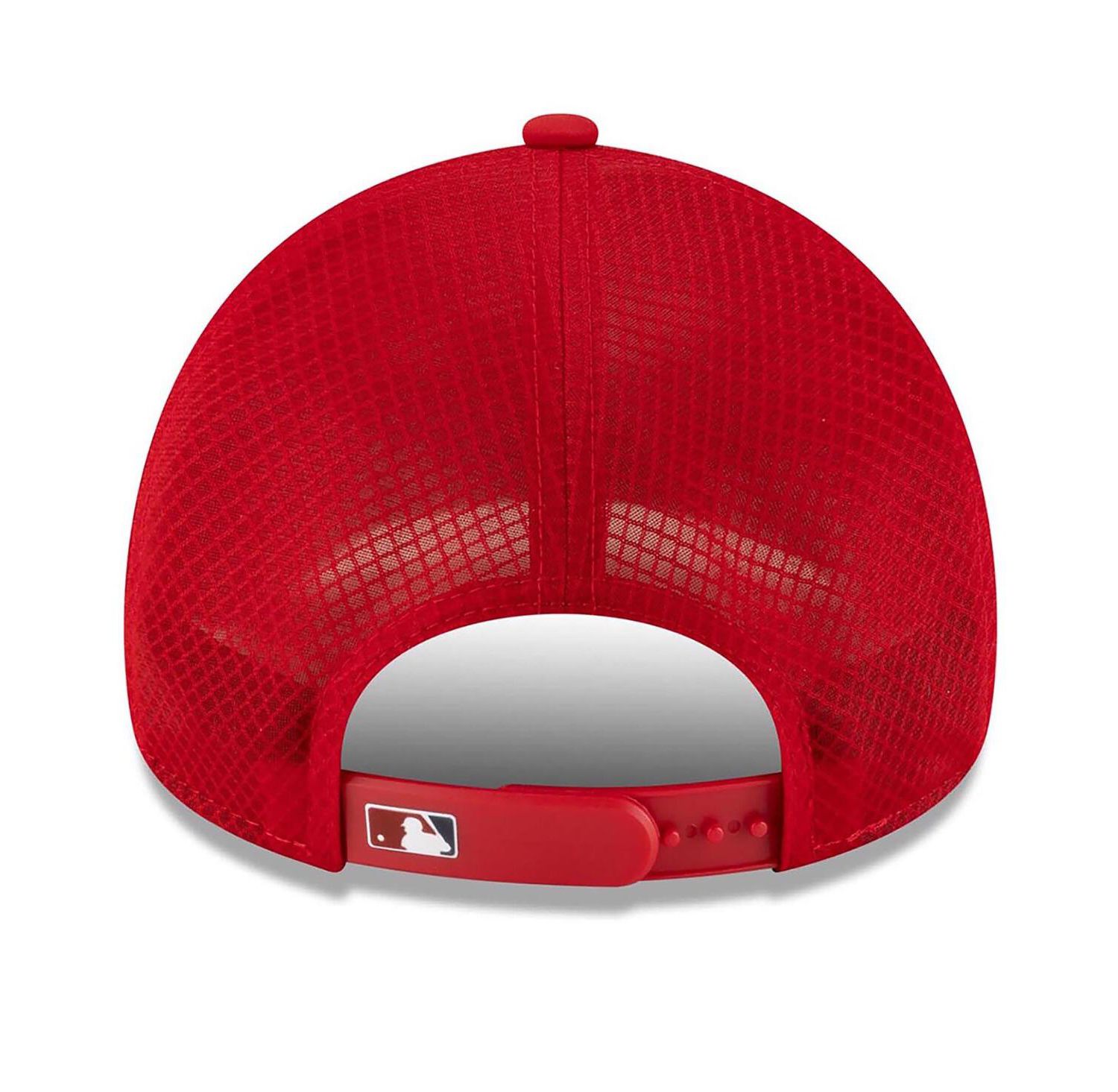 Men's Red Washington Nationals 2026 Batting Practice Apex 9FORTY Adjustable Trucker Hat