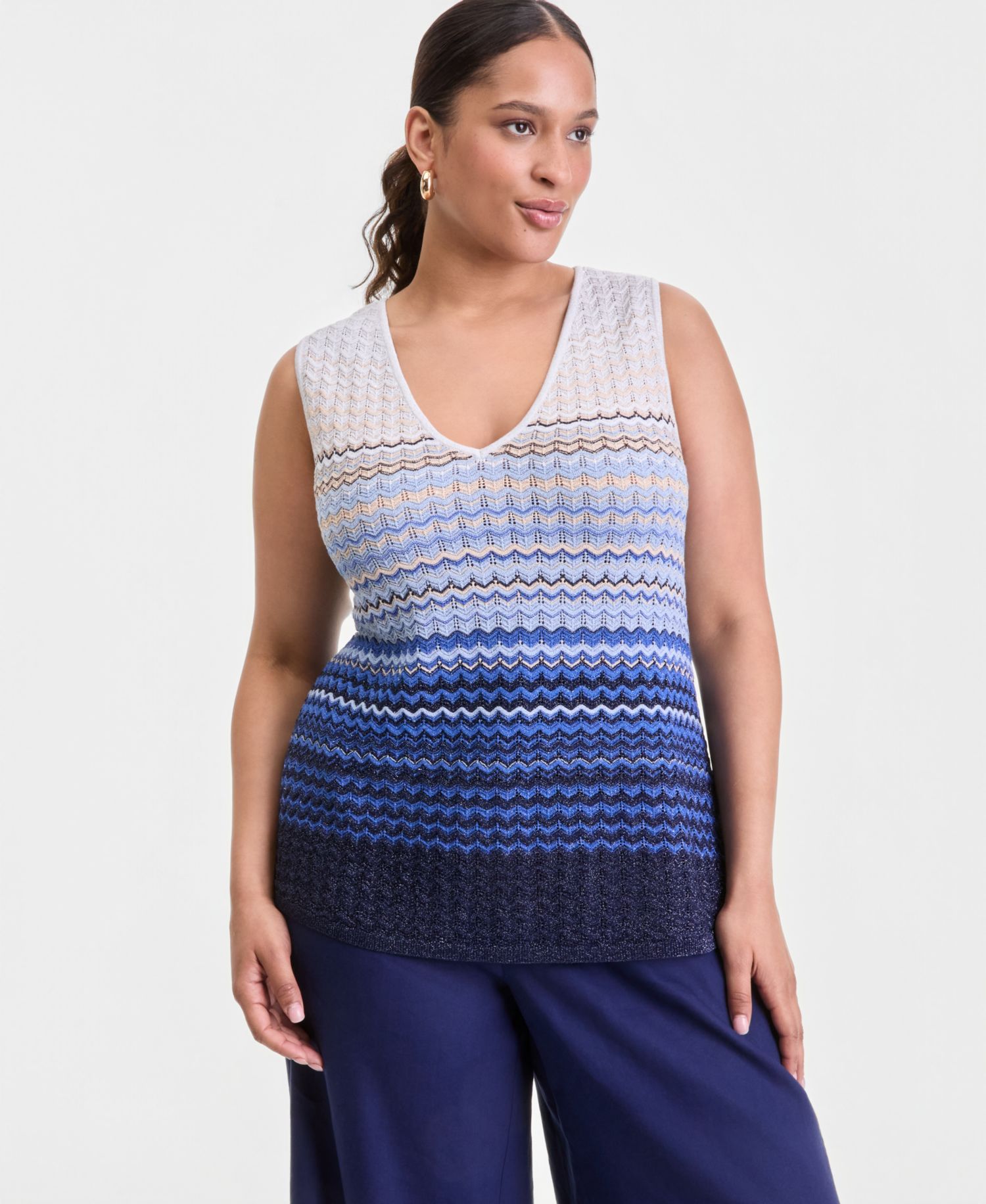 Plus Size Ombr&eacute; V-Neck Sleeveless Sweater