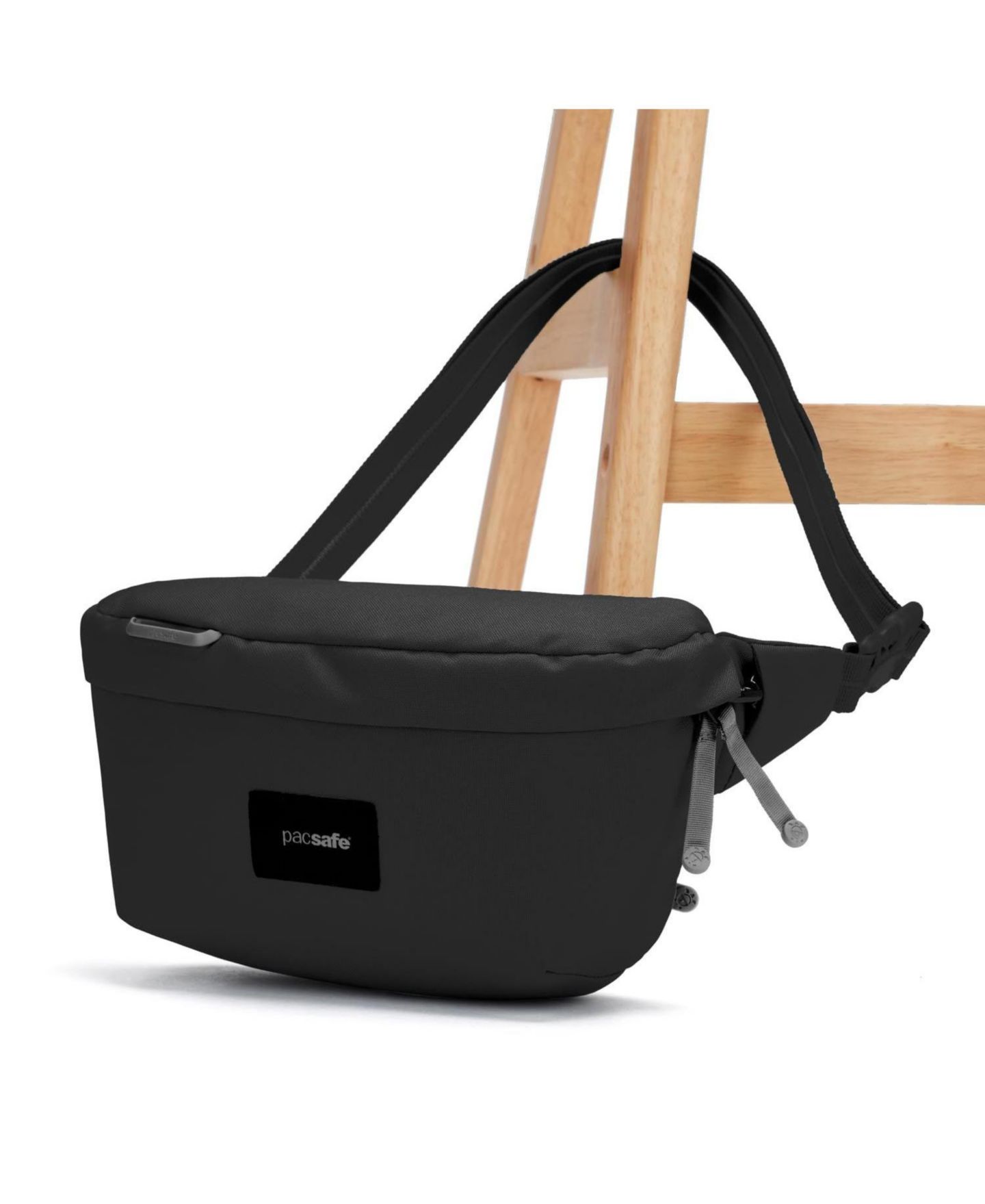 Женская сумка Pacsafe Go Anti Theft Sling Pack, цвет: Угольно-чёрный — фото 5