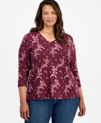 Plus Size Printed 3/4-Sleeve V-Neck Top