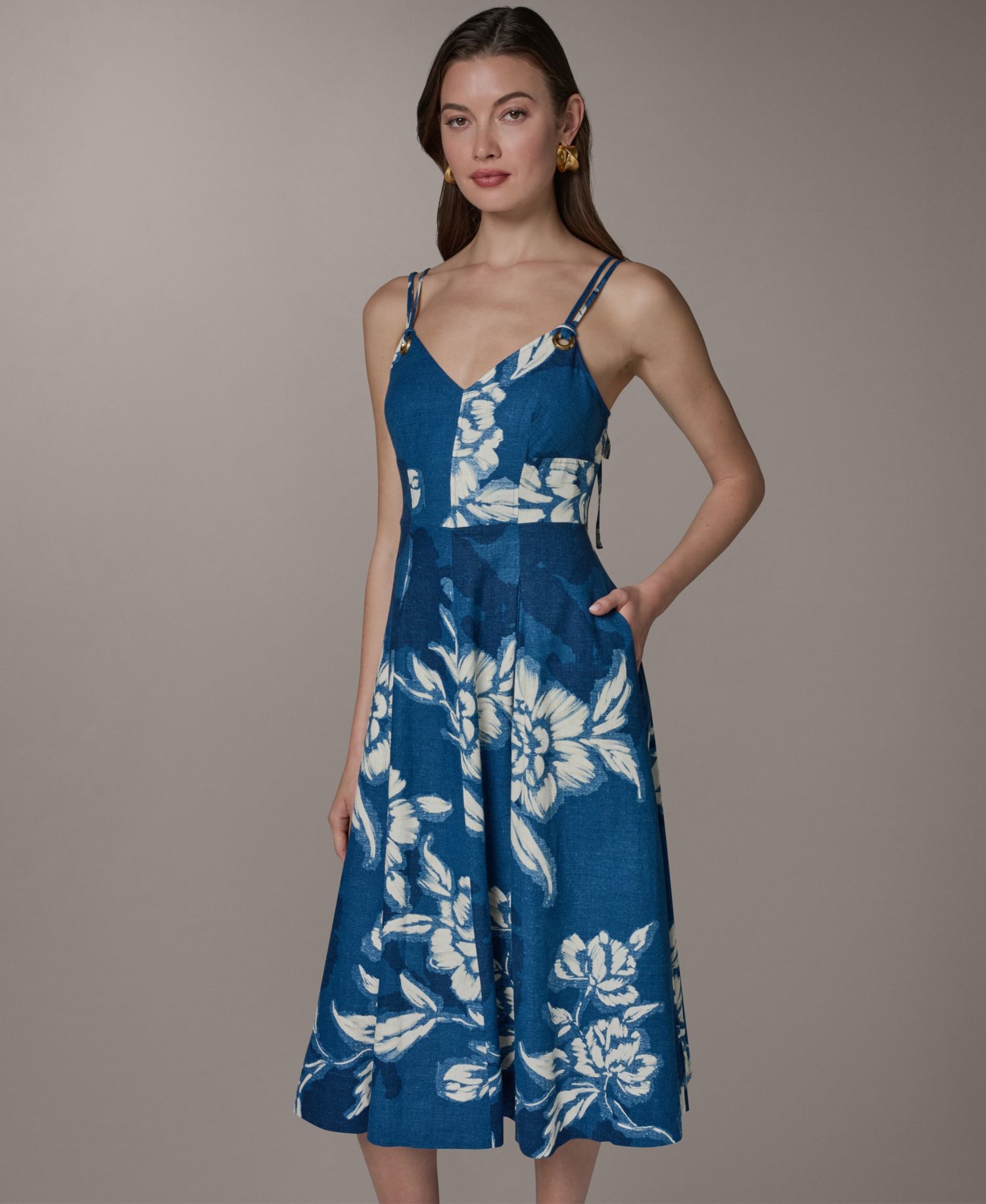Women's V-Neck Linen Blend Fit & Flare Sleeveless Midi Dress