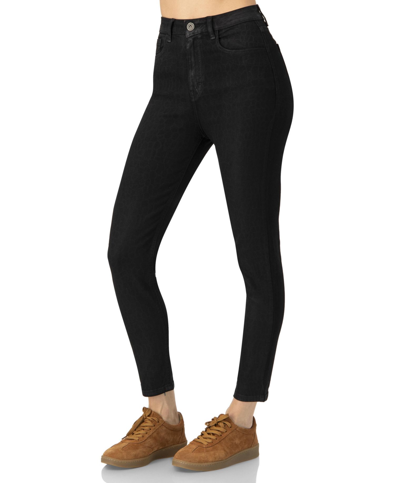 Women's Skinny Jeans with Button and Patch Pockets